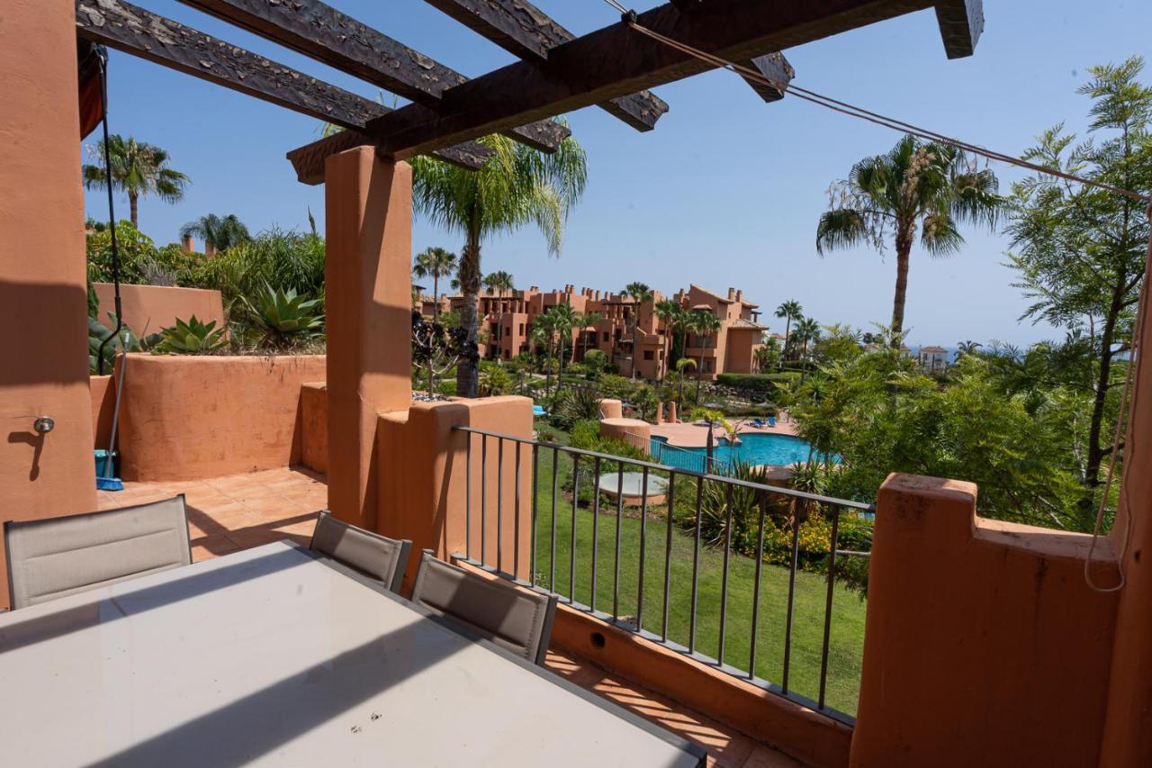 El Sol Sotoserena 2 Bedroom Apartment Estepona Exterior photo