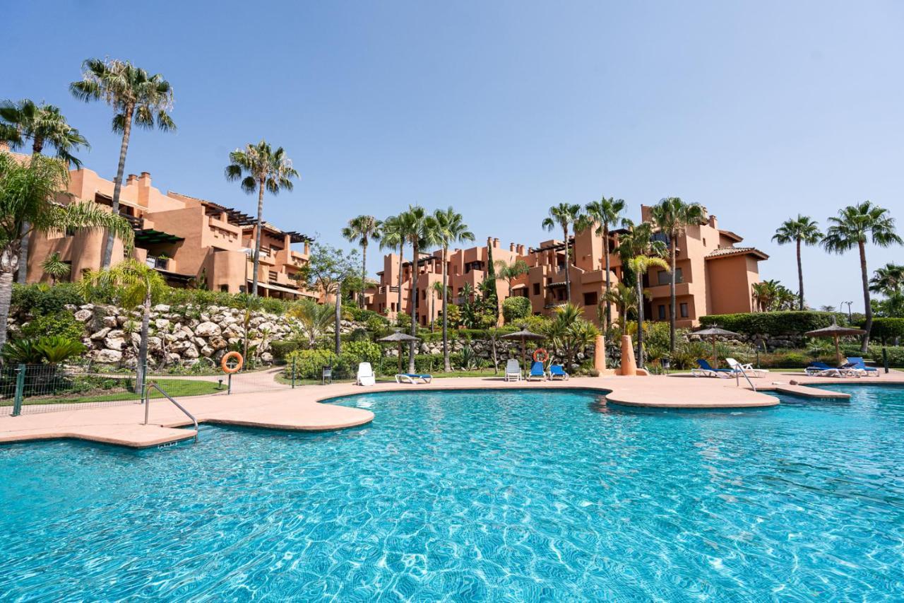 El Sol Sotoserena 2 Bedroom Apartment Estepona Exterior photo